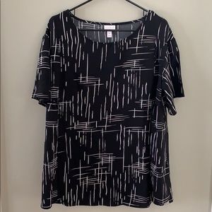 Black and White Maternity Top